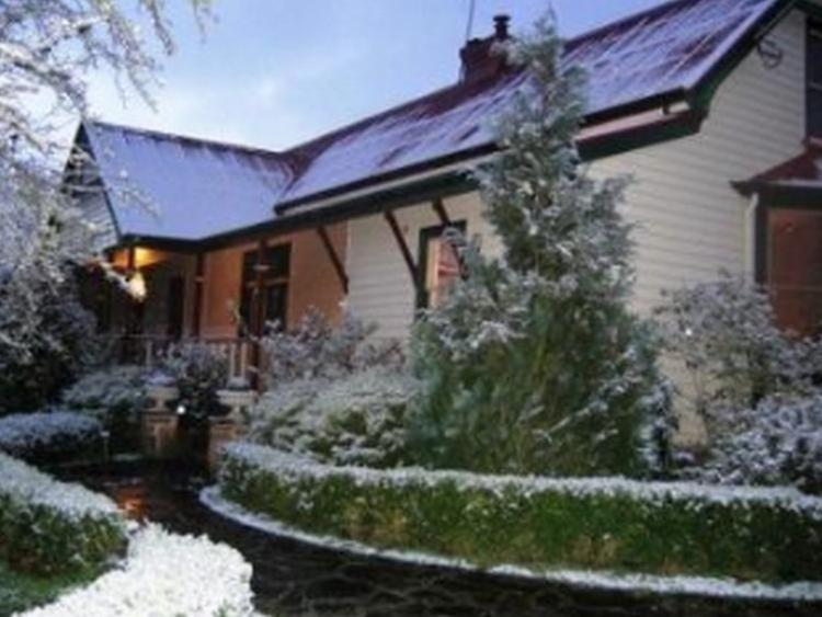 Grove Crabtree House B&B 외부 사진