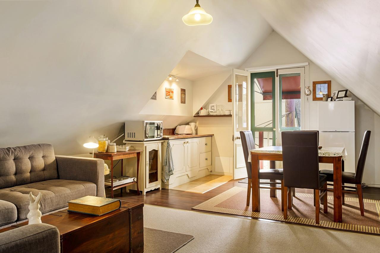 Grove Crabtree House B&B 외부 사진