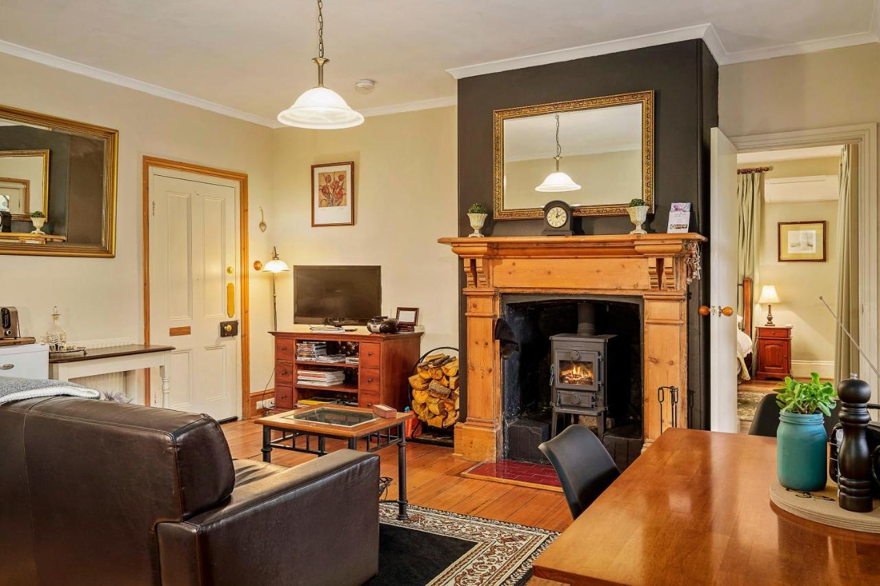 Grove Crabtree House B&B 외부 사진