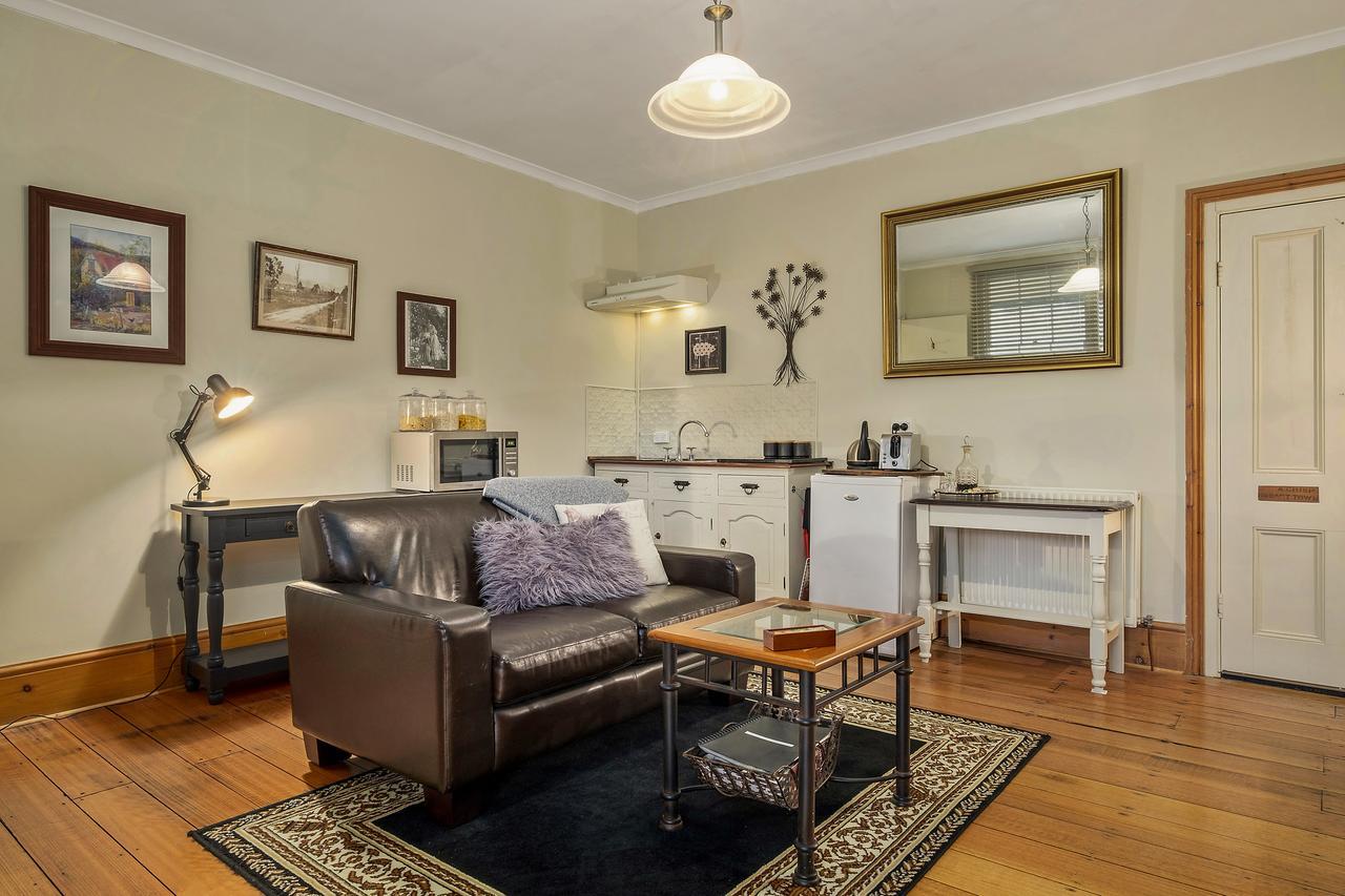 Grove Crabtree House B&B 외부 사진